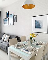 Justay Rivergate Center