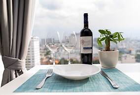 Justay Rivergate Center