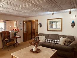 The Iris Garden Downtown Cottages and Suites