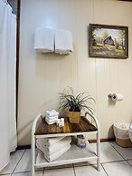 The Iris Garden Downtown Cottages and Suites