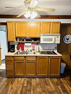 The Iris Garden Downtown Cottages and Suites