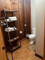 The Iris Garden Downtown Cottages and Suites