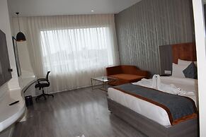 Hotel Deep Clarks Inn Lucknow