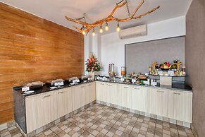 Hotel Deep Clarks Inn Lucknow