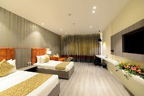 Hotel Deep Clarks Inn Lucknow