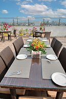 Hotel Deep Clarks Inn Lucknow