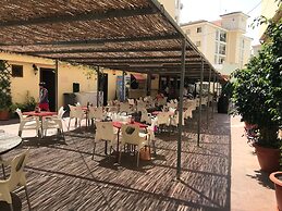 Kyo Verdiales Apartamento