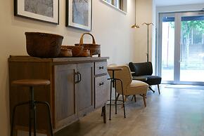 Tokyo Sakurako Hatchobori