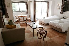 Tokyo Sakurako Hatchobori