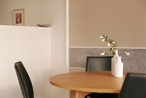 Tokyo Sakurako Hatchobori