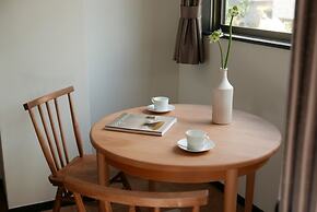 Tokyo Sakurako Hatchobori