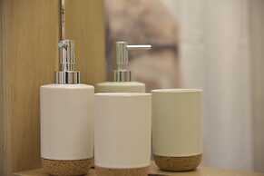 Live As A Greek in Artemis Apartment