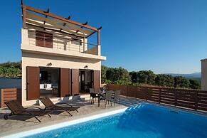 Luxury Villa Malvasia with Seaview and Heated pool