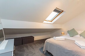 Cherry Property - Apple Suite