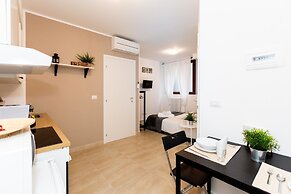 Home Hotel - Paruta 65