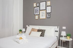 Home Hotel - Paruta 65