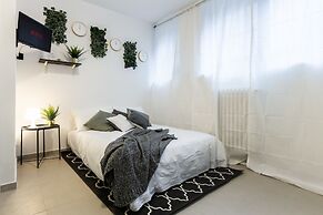 Home Hotel - Paruta 65