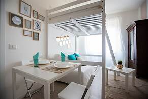 Home Hotel - Transiti 21