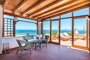 Casa con terrazza sul mare all'Addaura by Wonderful Italy