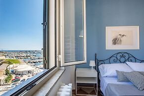 Vista mare sulla Cala by Wonderful Italy