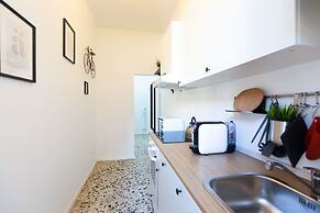 Home Hotel -  Anacreonte 7