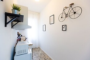 Home Hotel -  Anacreonte 7