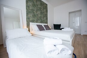 Home Hotel - Cesarotti 2