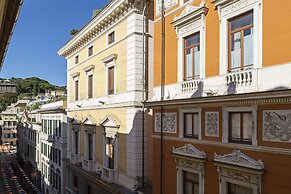 Luxury apartment in the heart of Genoa