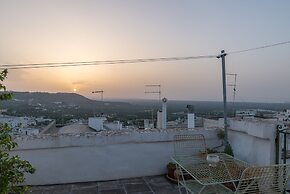Vintage Loft with Terrace by Wonderful Italy