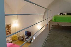 Vintage Loft with Terrace by Wonderful Italy