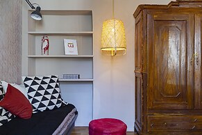 Sui tetti del centro di Genova