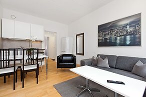 1 Bedroom Short walk to main street