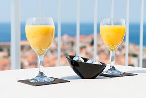 Ploce apartmani - LUV