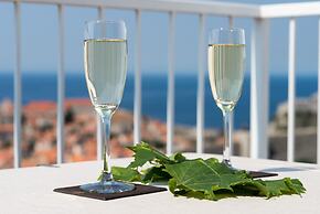 Ploce apartmani - LUV