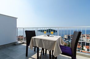 Ploce apartmani - LUV