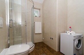 Ploce apartmani - LUV