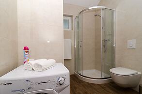 Ploce apartmani - LUV