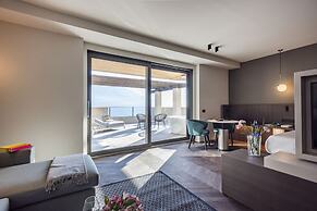 EALA My Lakeside Dream - Adults Friendly