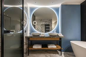 EALA My Lakeside Dream - Adults Friendly