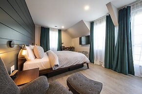 Square Victoria Maison Hôtelière