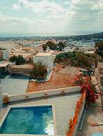 Loukas Kontos Traditional House