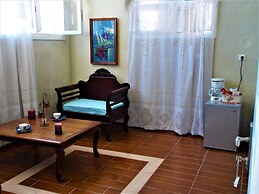 Loukas Kontos Traditional House