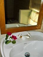 Loukas Kontos Traditional House