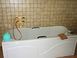 Loukas Kontos Traditional House