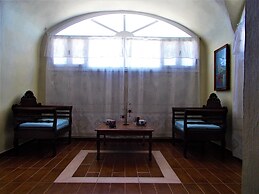 Loukas Kontos Traditional House