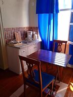 Loukas Kontos Traditional House