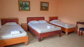 Hotel Arrecifes