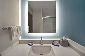 Holiday Inn Express And Suites Galveston Beach by IHG