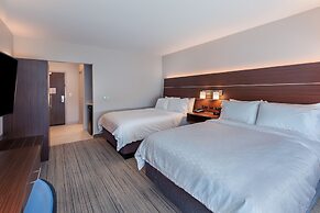 Holiday Inn Express & Suites Parsons by IHG