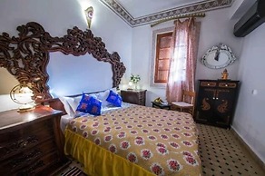 Riad la porte bleue du palais laraichi